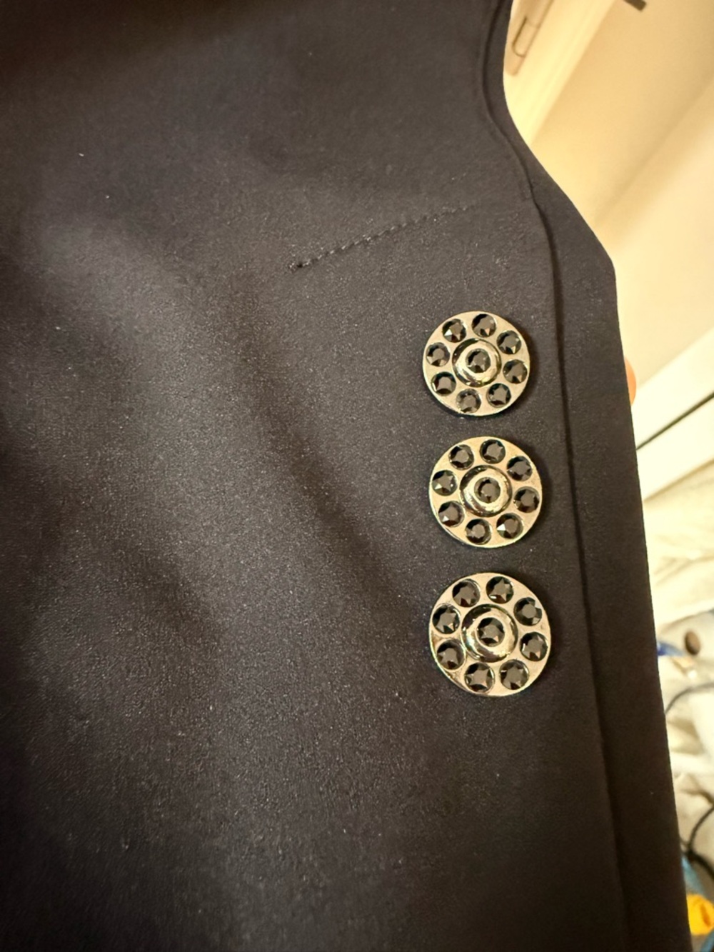 Animo Show Coat - Picture 3 of 4